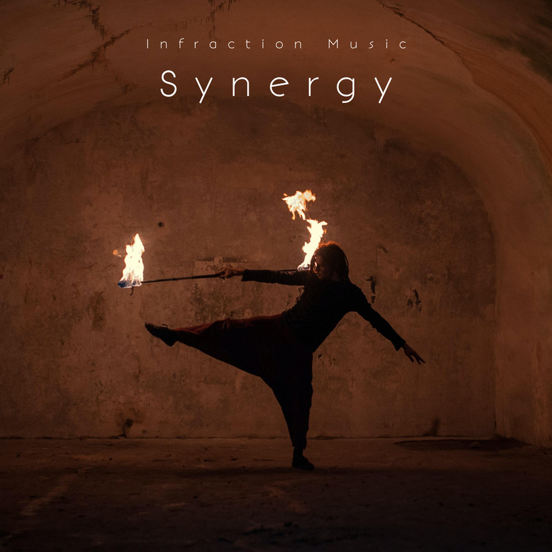 Synergy封面