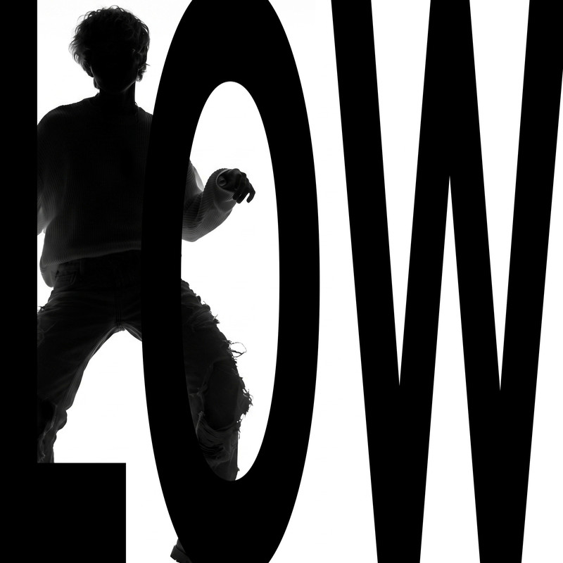 low封面