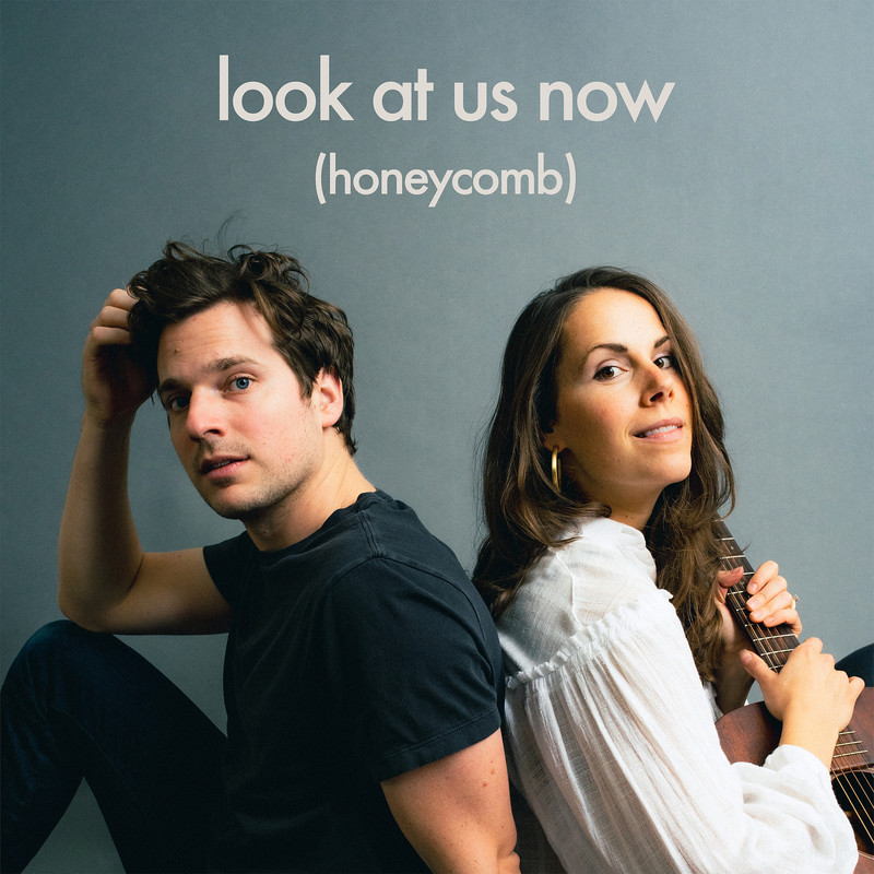 LookatUsNow(Honeycomb)封面