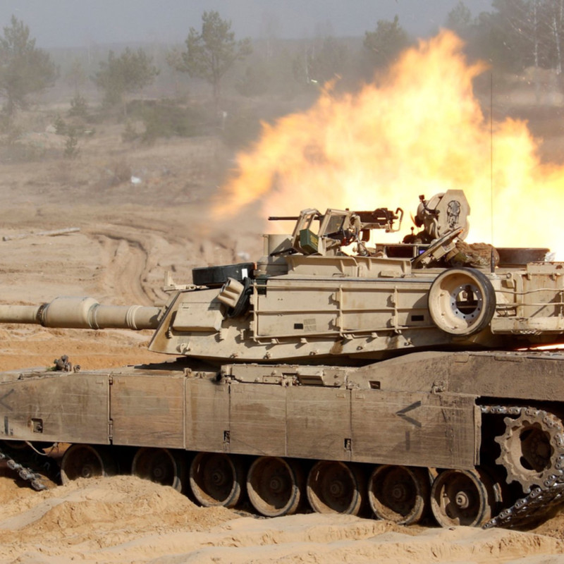 Tank封面