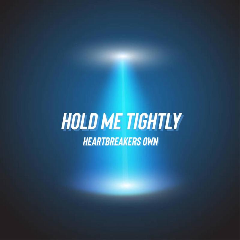 HoldMeTightly封面