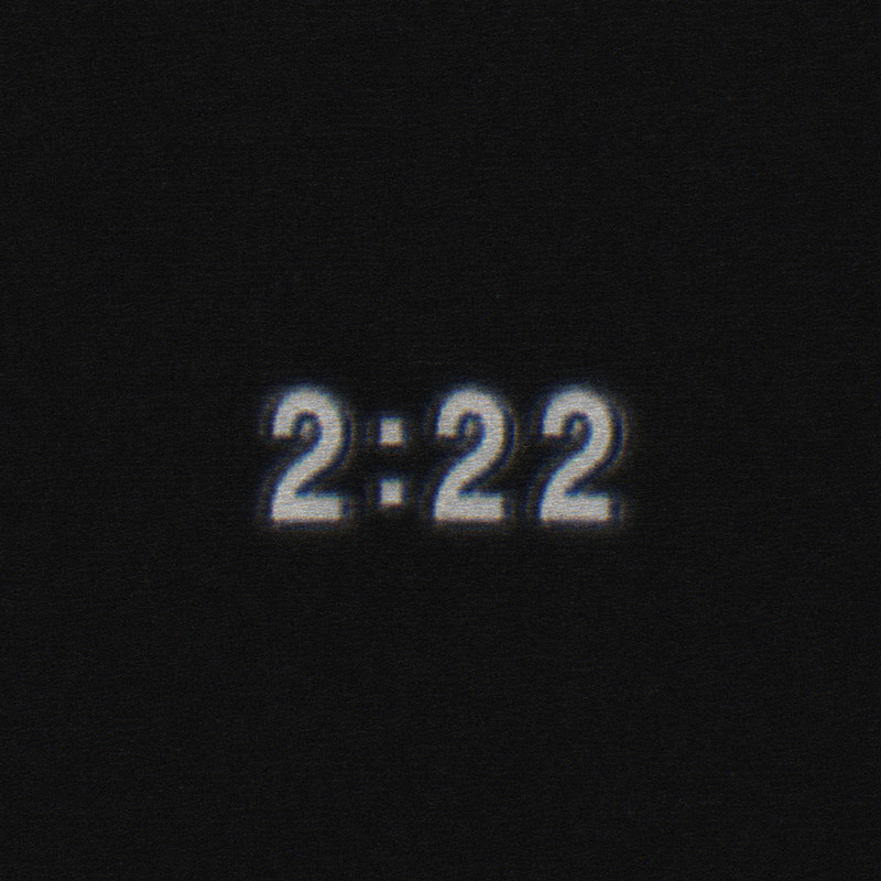2:22封面