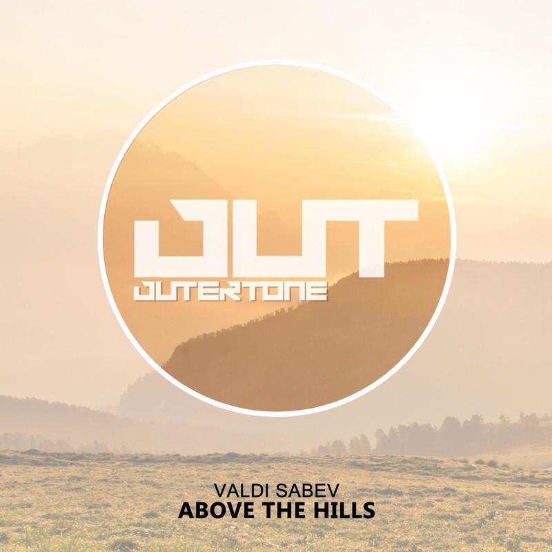AboveTheHills封面