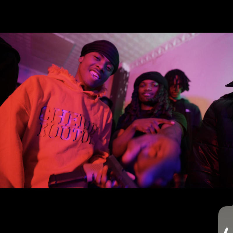 LettingOnShots(feat.LilMoe6Blocka)封面