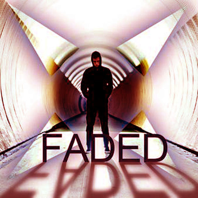 FADE封面