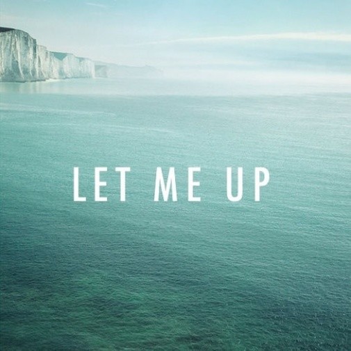 LetMeUp封面