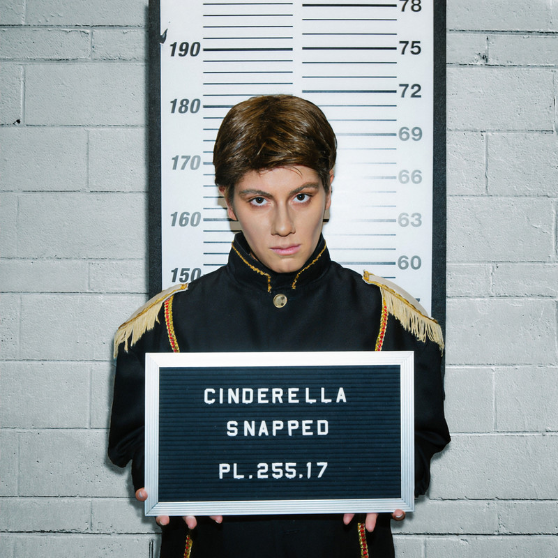CinderellaSnapped封面