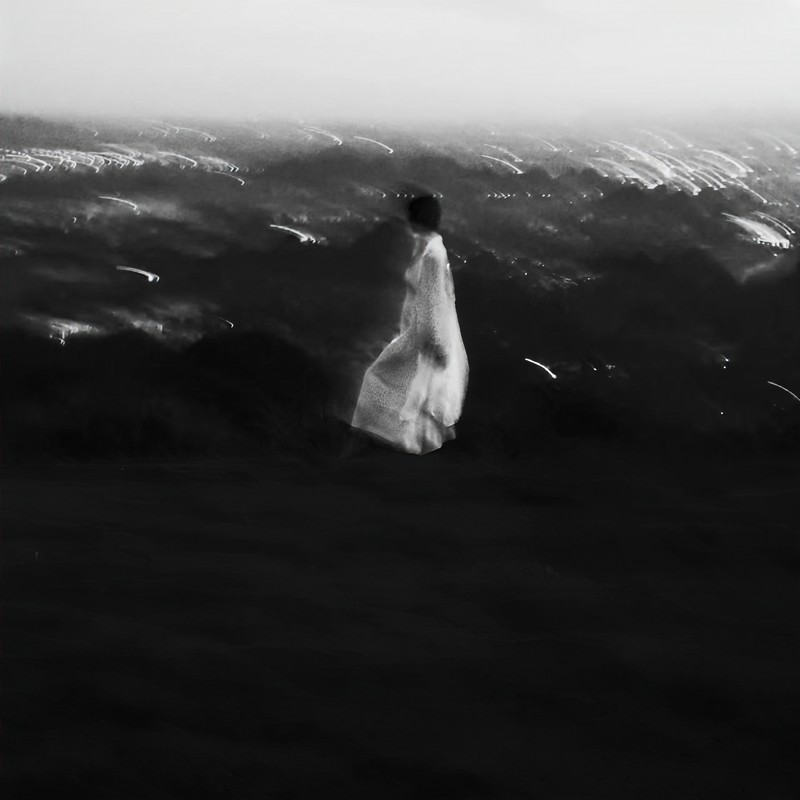 Alone封面
