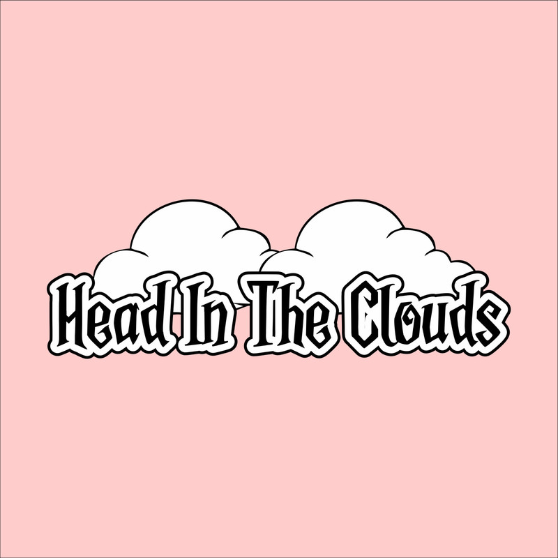HeadInTheClouds封面