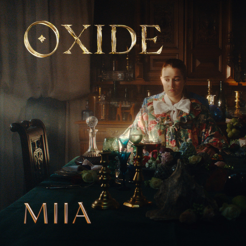 Oxide封面