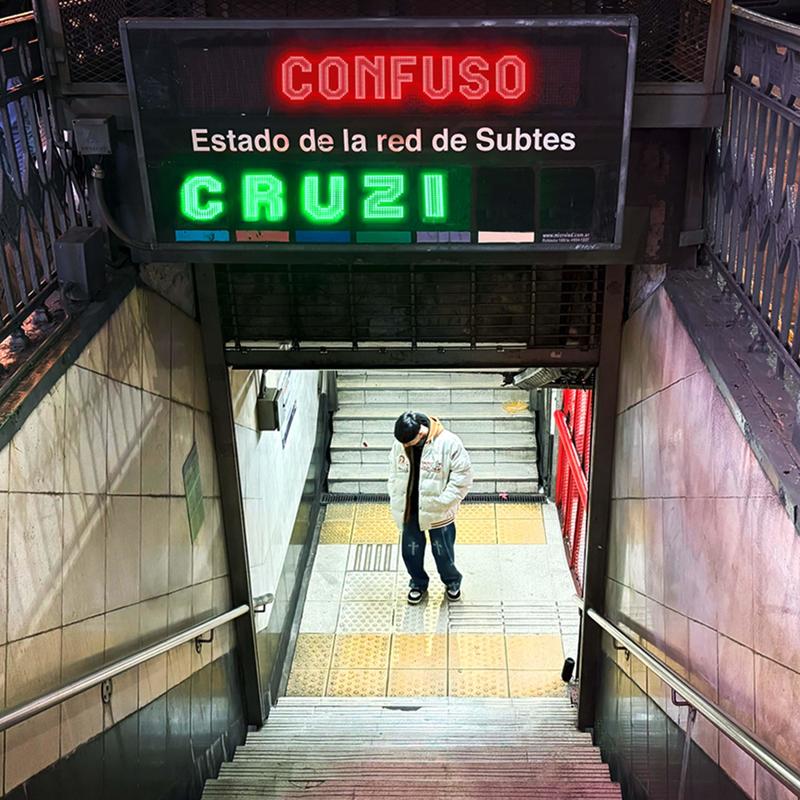 CONFUSO封面