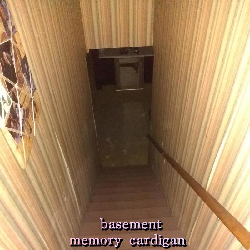 Basement封面