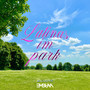 Latinas im Park (Explicit)