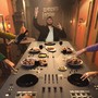 פותחים שולחן (Explicit)