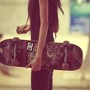 Skate Girl（滑板女孩）