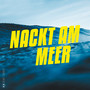 Nackt am Meer