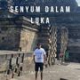 Senyum Dalam Luka