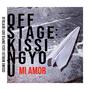 Off stage: kissing You Mi Amor