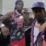 Snatching Young Thug Chain (Explicit)