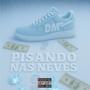 PISANDO NAS NEVES (feat. Poeta)