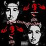 Devils on my shoulder (feat. Sinewnaki) [Explicit]