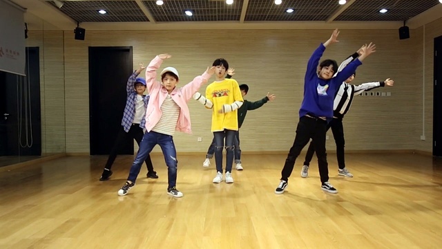 yhboys组合乐华少年