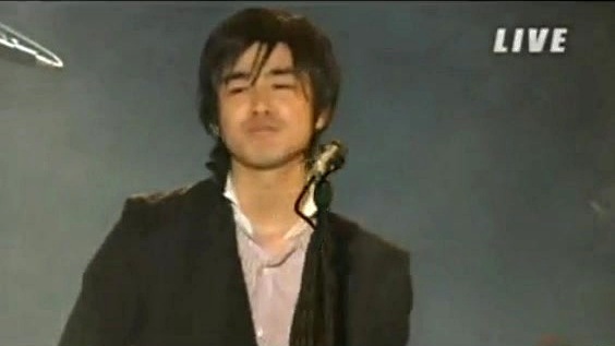 Remioromen 粉雪 一公升的眼泪 日剧主题曲 高清mv在线看 Qq音乐 千万正版音乐海量无损曲库新歌热歌天天畅听的高品质音乐平台