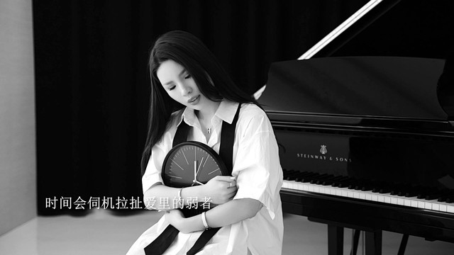 歌手吴琳lin个人资料图片