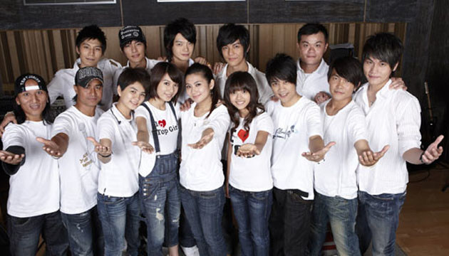 e/华语群星-比较美好的世界-高清mv在线看-qq音乐-千万正版音乐海量