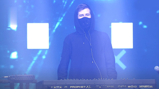 k391r01ryauroratobyromeoremix