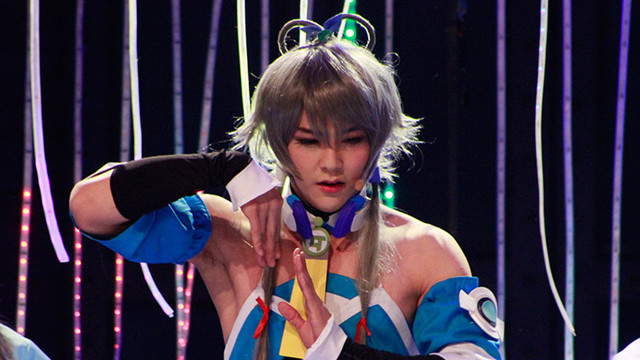 汪东城cos洛天依