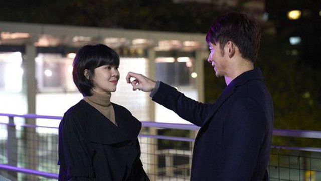 田馥甄离开华研之后,华研像是把重任放在了 身上,新专辑《路过人间》