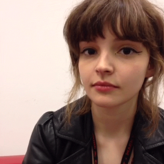 get outchvrches时隔两年,软妹主唱lauren mayberry还是一如既往的