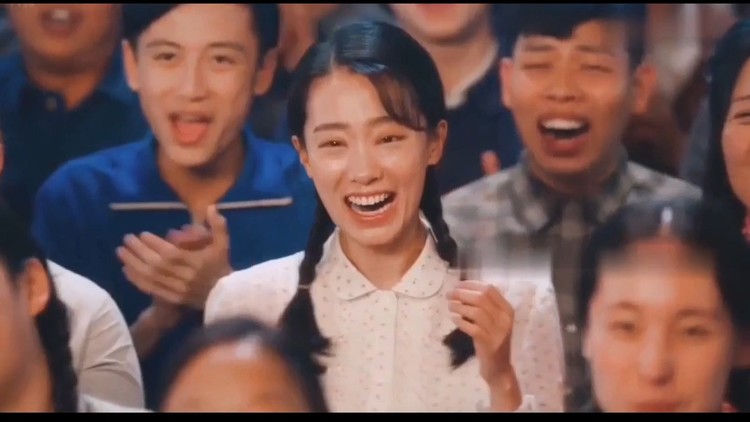  - 张小斐《萱草花》(剧情版MV)