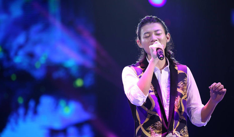 图说他们是男歌手却能唱出柔美女声