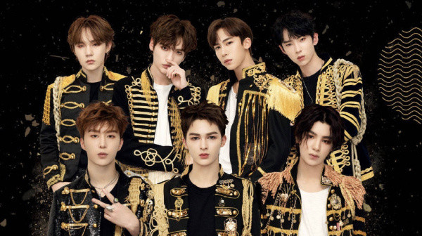 乐华七子next带来《wait a minute 》《attention》《blah blah丛林