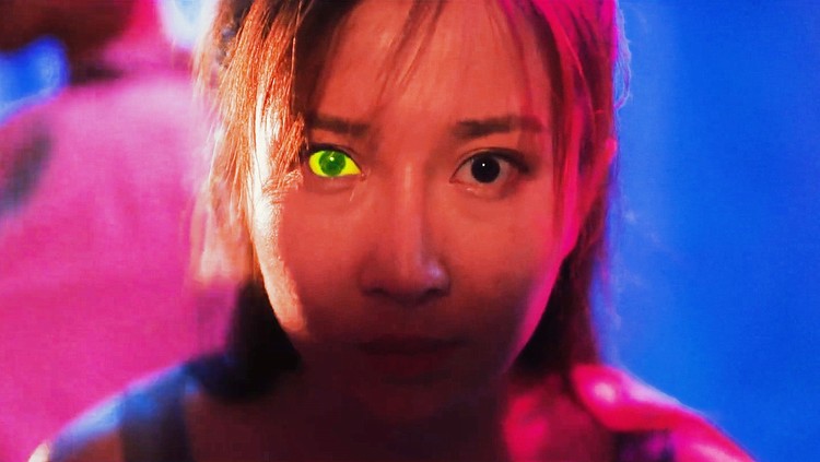  - 《大狂蜂》名场面混剪，国产怪兽灾难片，这个特效给几分？