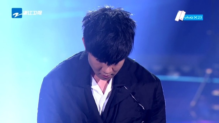 林俊杰《领悟》现场飙高音特写视频,行走的cd系列