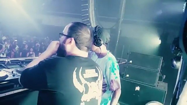  - 和Midnight_Tyrannosaurus和Yakz一起蹦迪，一起燥！