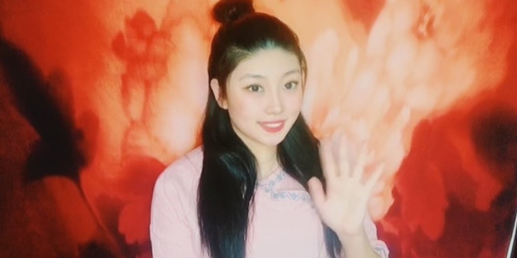 伊格赛听,叶里《谪仙》潇洒过白袍影 , 新殿又细雕流金