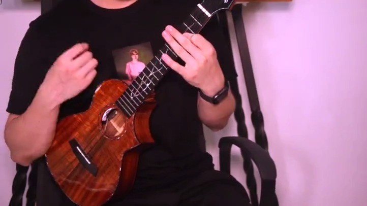 尤克里里指弹:lost stars 电影《begin again》主题曲