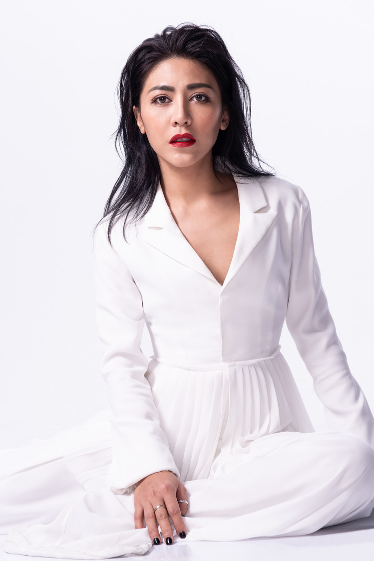 艾怡良专访 | "我对天后两个字又爱又恨"