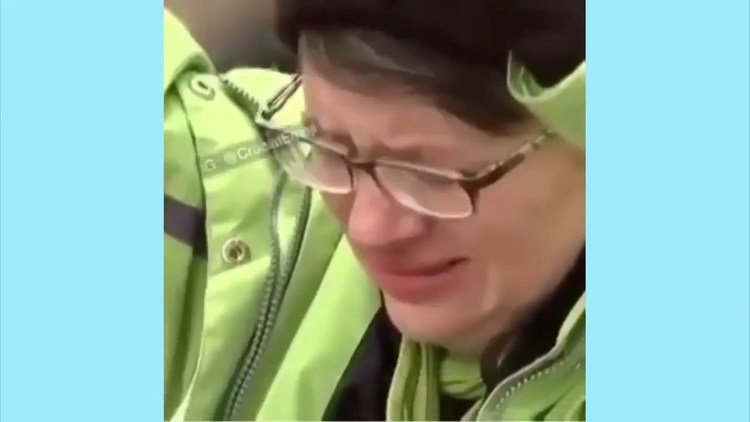  - 近期《Mo Bamba》中毒，都不用放这首歌，感觉耳朵里有个交响乐团。