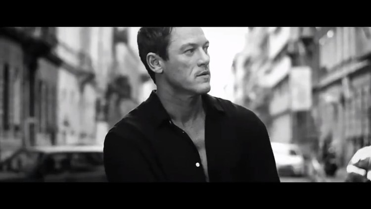  - 英国男神Luke Evans正式进军乐坛！首单 《Love Is A Battlefield》预告释出，本周五发行！