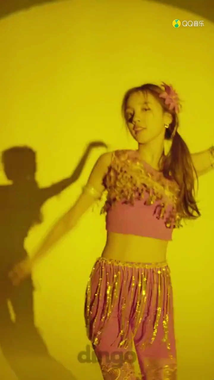 【(g)i-dle】宋雨琦综艺合集   宋雨琦傣族舞才艺展示