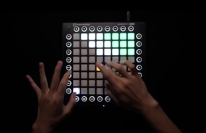 - 做了人类想成仙 坐在地上想升仙