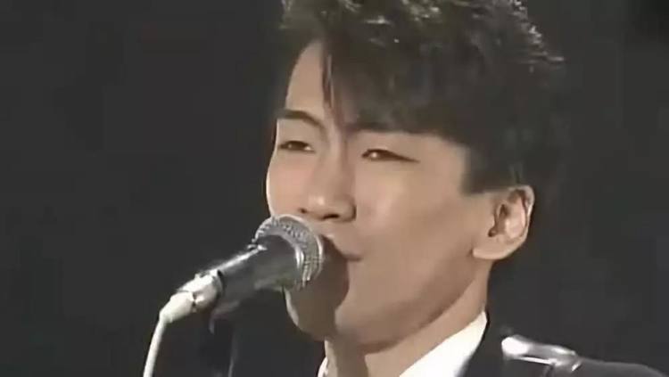 年轻时的玉置浩二夏の終わりのハーモニー玉置浩二 (たまき こうじ)