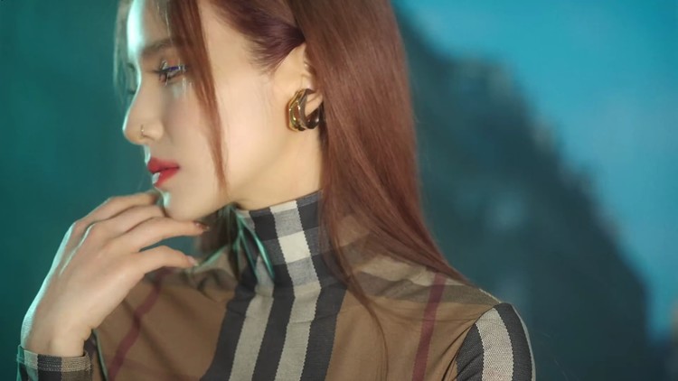  - 【Jiselle】MV：LANGUAGE(Feat. CHANGMO) Visual Film