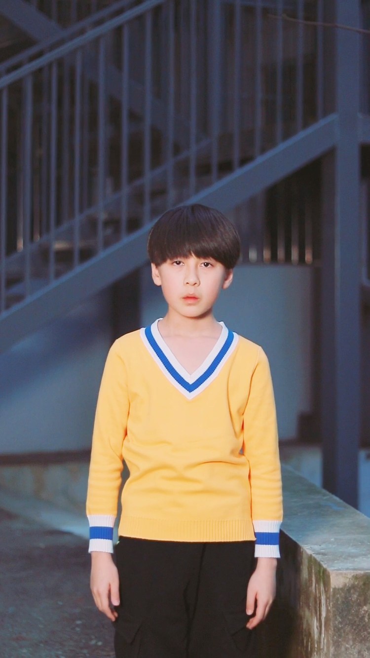 - 还记得那年炎夏,还记得那里吗