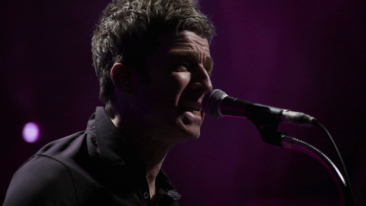  - Noel Gallagher's High Flying Birds献唱新单On Our Own Way Now